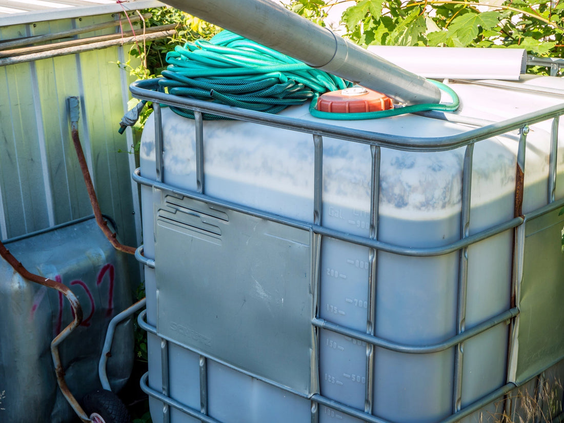 Water container for the temporary water supply construction site